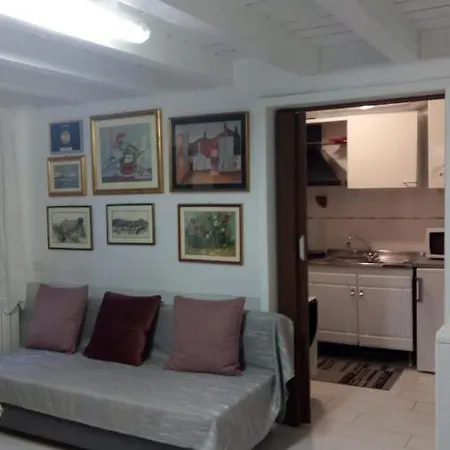 Casa Lorella Lejlighed *